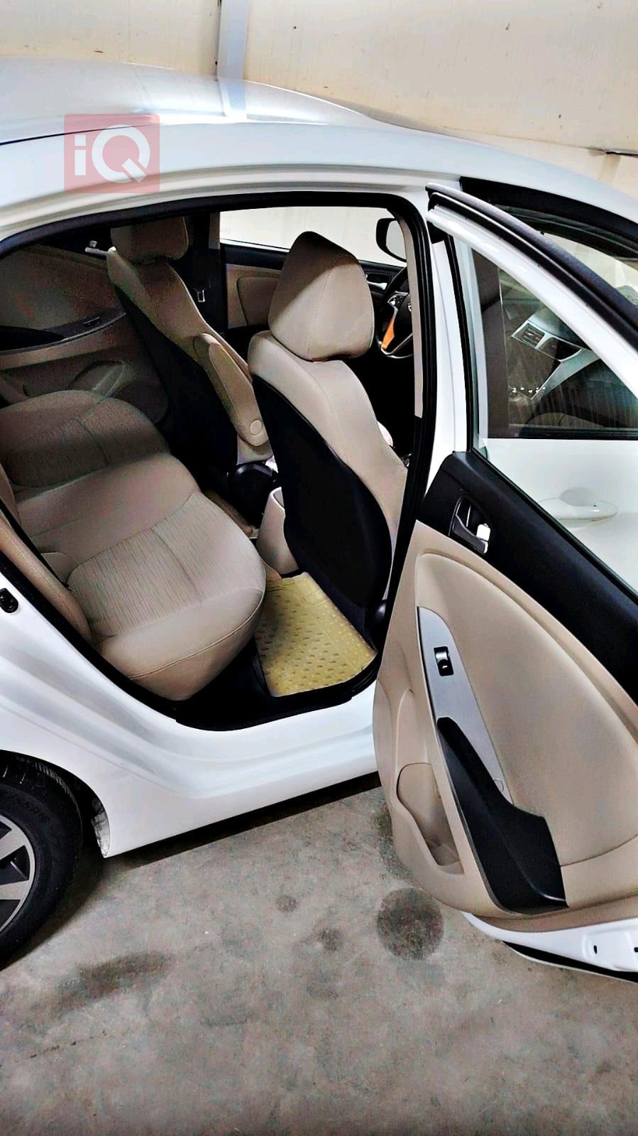 هيونداي أكسنت